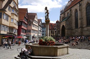 Georgsbrunnen und Holzmarkt Tübingen
