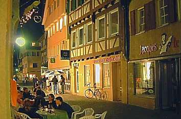 Tübinger Altstadt bei Nacht