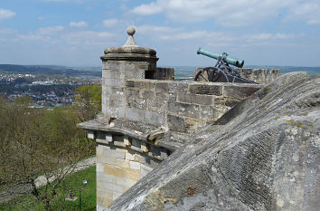 Kanone auf der Festungsmauer und Blick nach Coburg