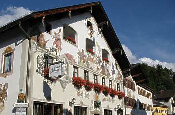 Lüftlmalerei in der Ludwigstraße in Garmisch-Partenkirchen