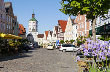 Marktplatz Günzburg mit Unterem Tor