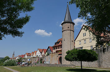 Untere Stadtmauer Karlstadt mit Turm Maintor