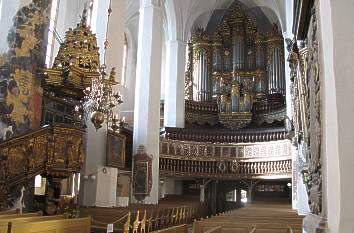 Mittelschiff Nikolaikirche Luckau mit Barockorgel