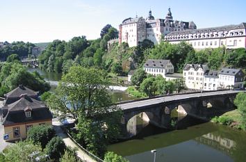Steinerne Brücke und Schloss Weilburg