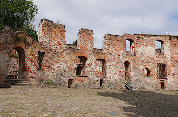 Ruine auf der Burg Stargard