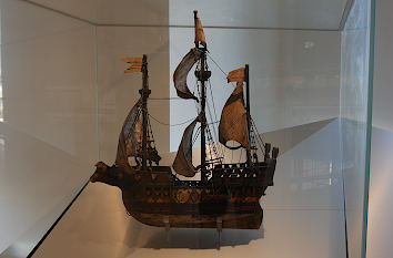 Modell einer Kogge im Deutschen Schifffahrtsmuseum Bremerhaven