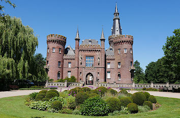 Eingang Schloss Moyland