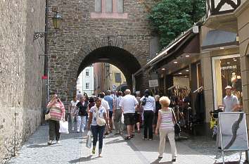 Tor des Kirchtums von St. Martin in Cochem