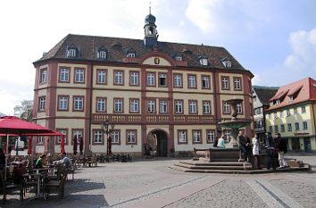 Rathaus von 1729 in Neustadt an der Weinstraße