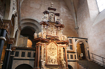 Altar vor dem Heiligen Rock Dom Trier