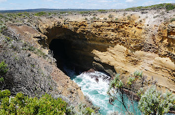 Durch Erosion entstandene Höhle Küste Australien