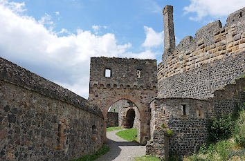 Tor Vorburg Burg Münzenberg