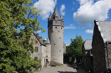 Burghof Burg Altena