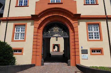 Eingang Schloss in Hachenburg