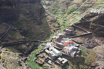 Bergdorf auf der Insel Santo Antão