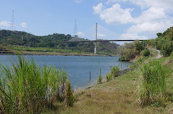 Panamakanal mit Puente Centenario